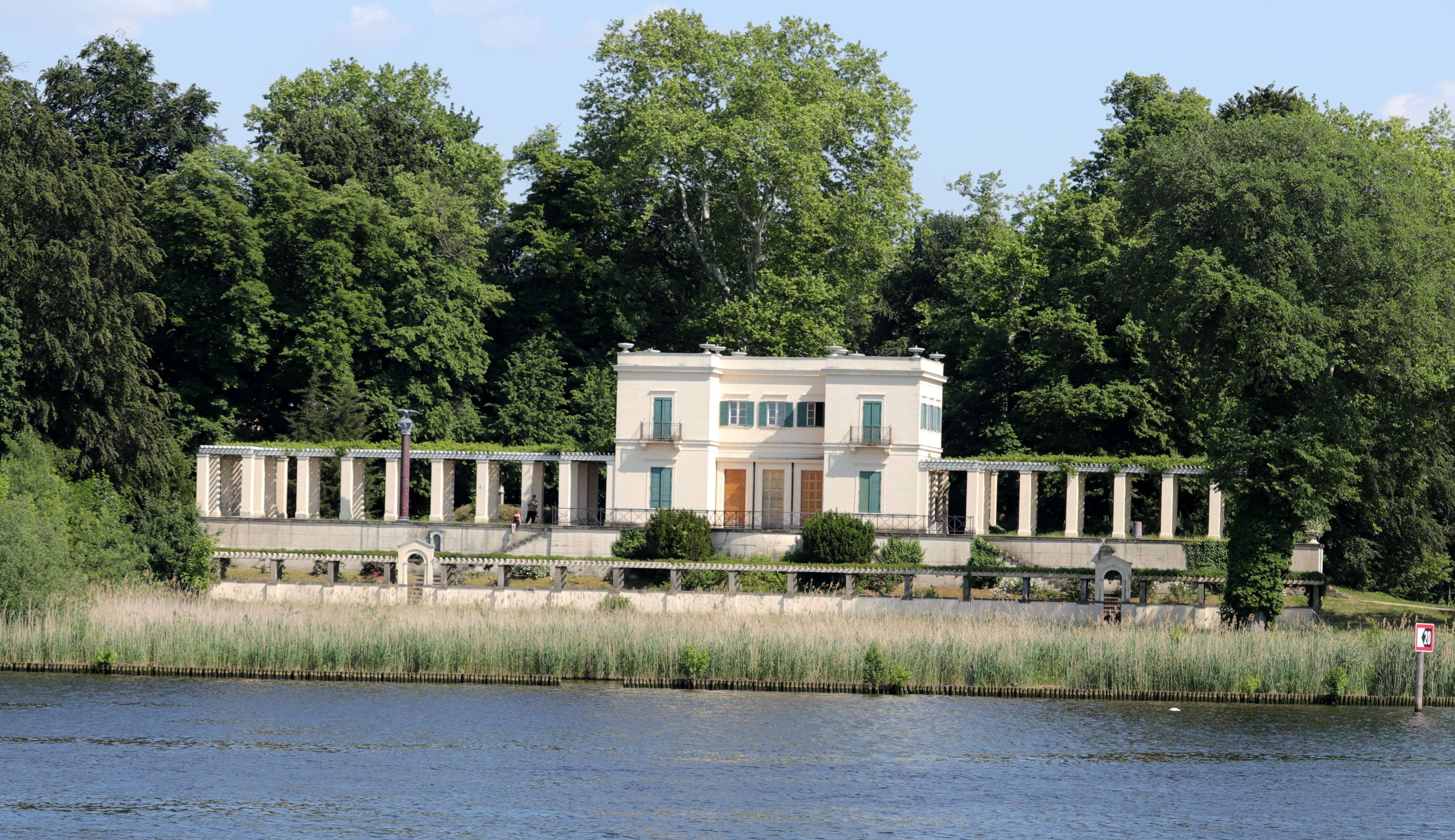 Dampferfahrt Zum Weltkulturerbe In Berlin Und Potsdam Papageien Taucher